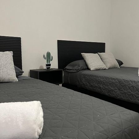 Hotel Tia Flora レオン エクステリア 写真